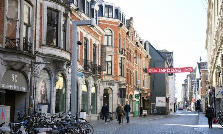 Có rất nhiều góc chụp đẹp ở Phố Naamsestraat